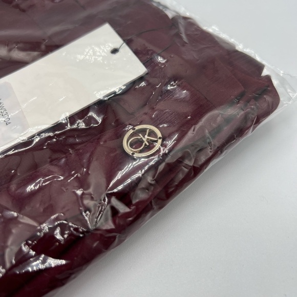 Calvin Klein Elegant Satin-Trim Chiffon Evening Wrap in Maroon NWT - Picture 4 of 5
